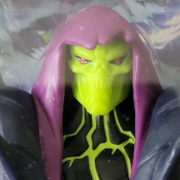 2021 MASTERS OF THE UNIVERSE, SKELETOR ACTION FIGURE, MINT IN THE PACKAGE!!! - Picture 2 of 3